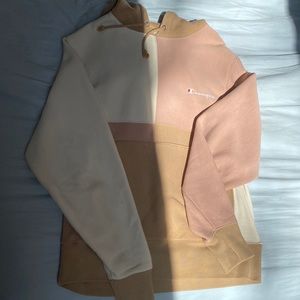 SUPER RARE CHAMPION HOODIE